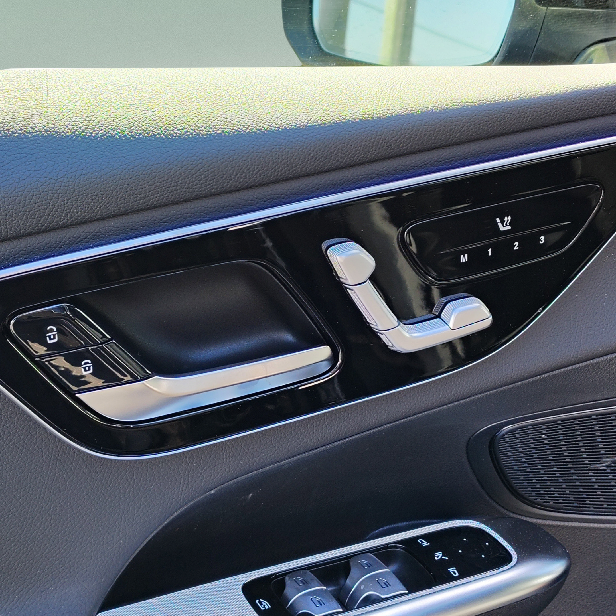 Certified 2026 Mercedes-Benz GLC 300 image 19