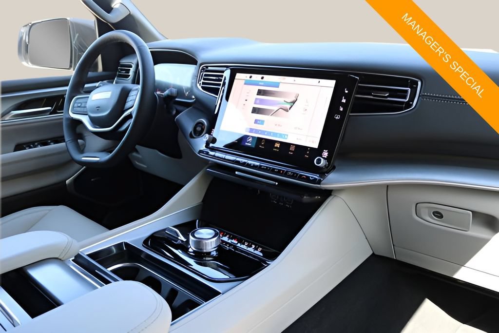 New 2026 Jeep Grand Wagoneer 4WD w/ Premium Group I image 21