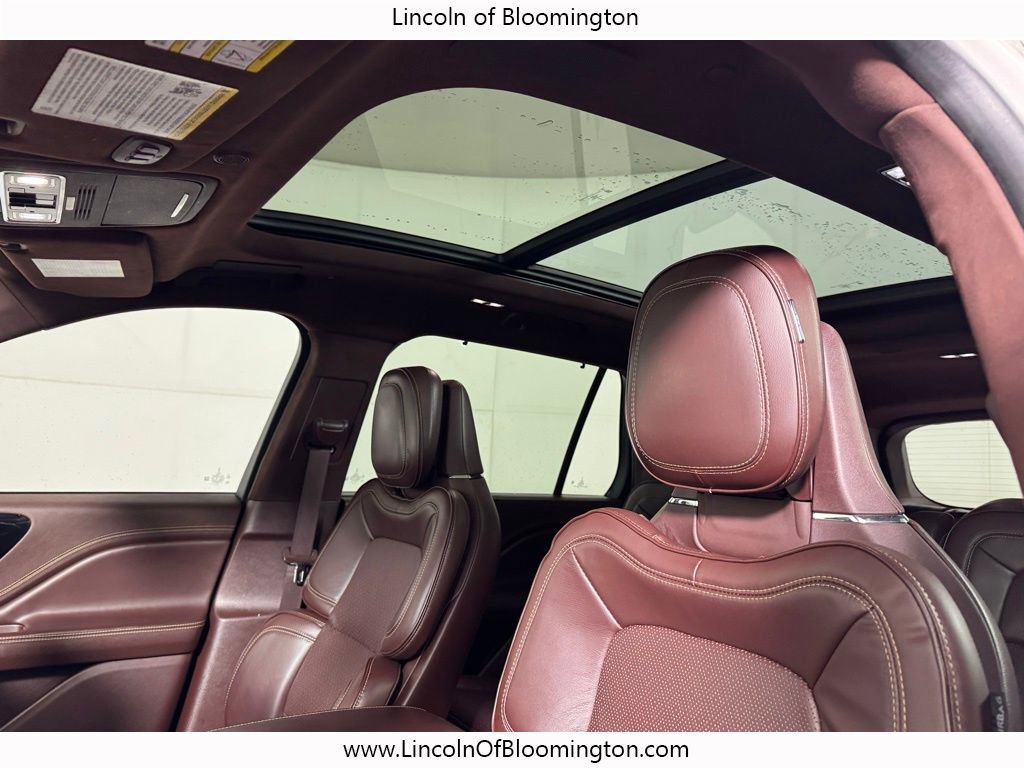 Used 2023 Lincoln Aviator Black Label w/ Dynamic Handling Package image 28