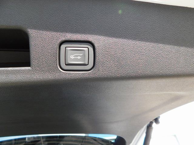 New 2026 Chevrolet Traverse RS w/ LPO, Floor Liner Package image 25