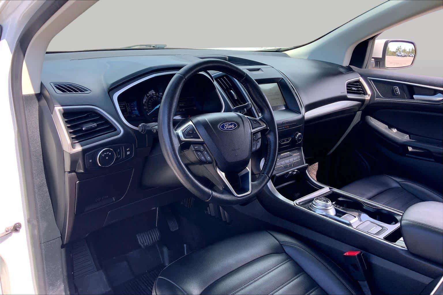 Used 2020 Ford Edge SEL w/ Convenience Package AWD/4WD image 17