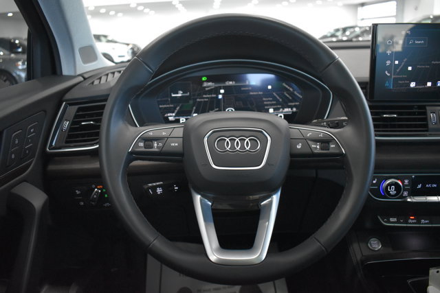 Used 2025 Audi Q5 2.0T Premium Plus w/ Premium Plus Package AWD/4WD image 22