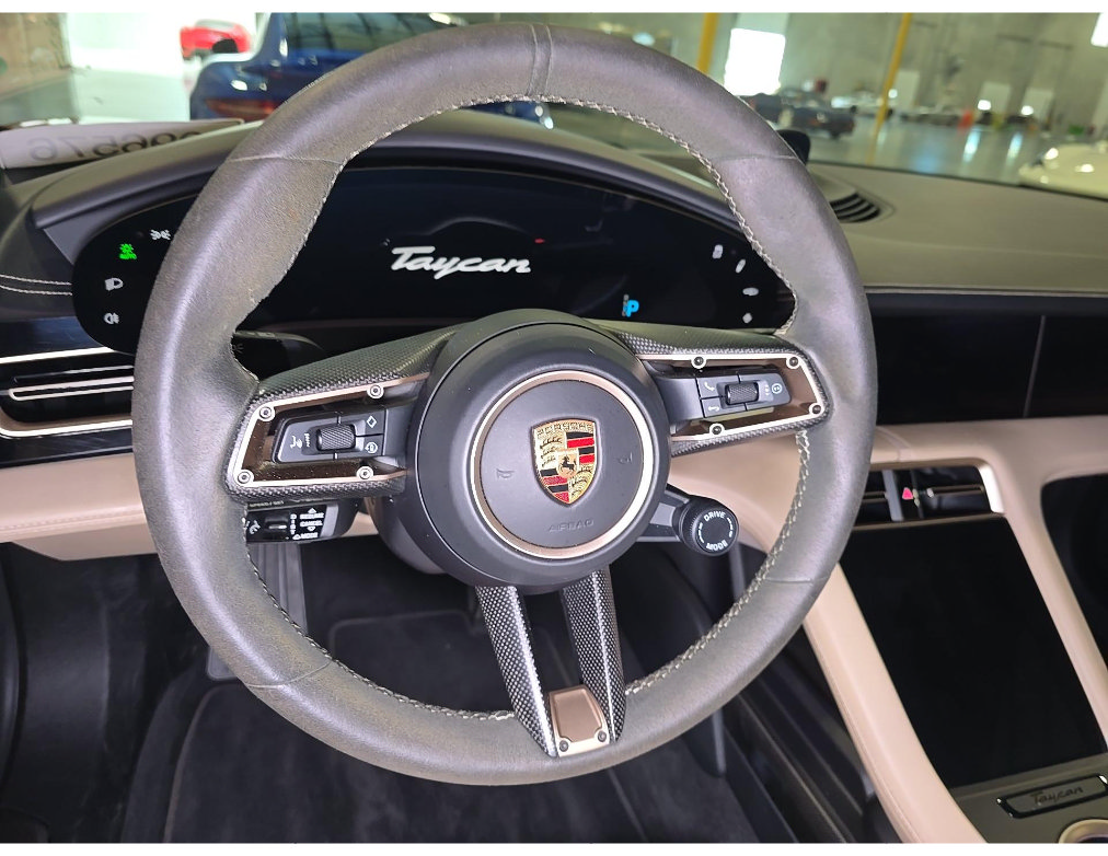 Used 2022 Porsche Taycan Turbo S AWD/4WD image 9