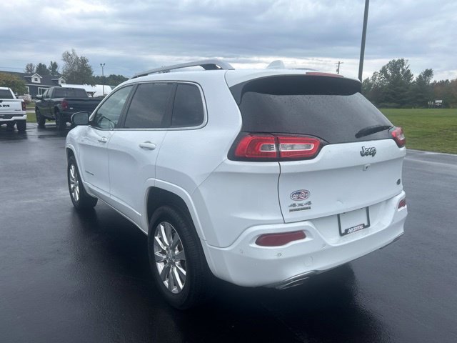 Used 2018 Jeep Cherokee Overland w/ Technology Group AWD/4WD image 4