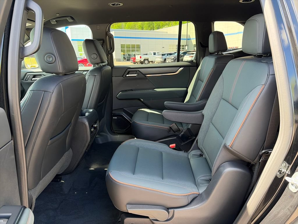 Used 2024 GMC Acadia AT4 w/ Luxury Package AWD/4WD image 28