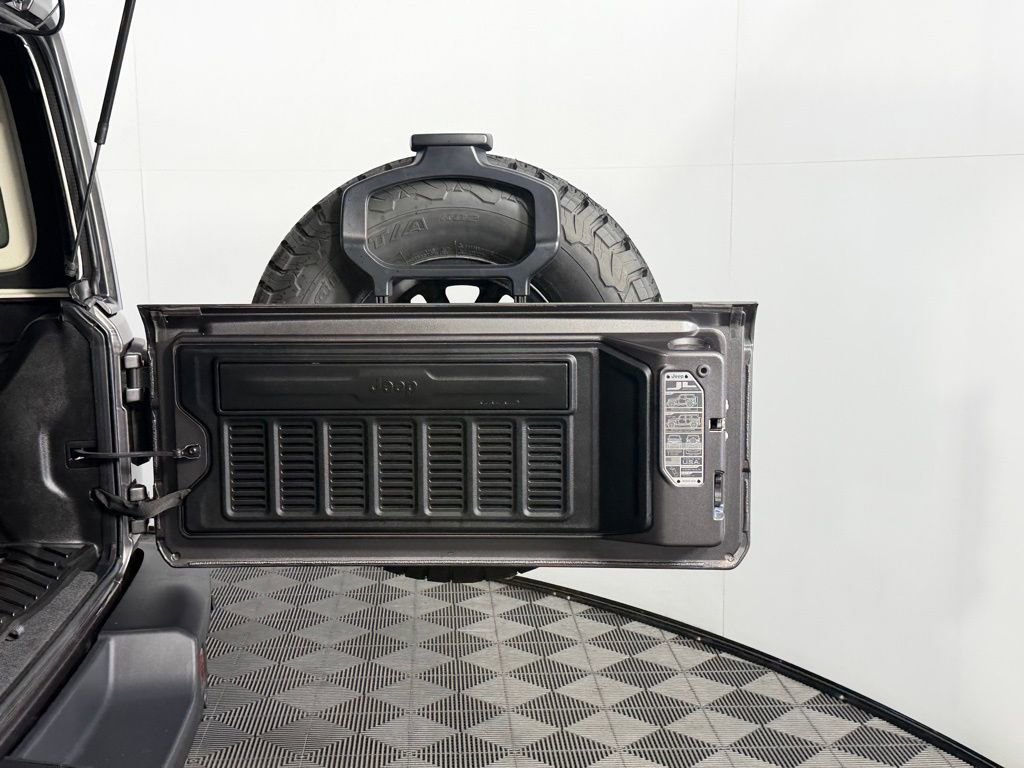 Certified 2025 Jeep Wrangler Unlimited Rubicon image 12