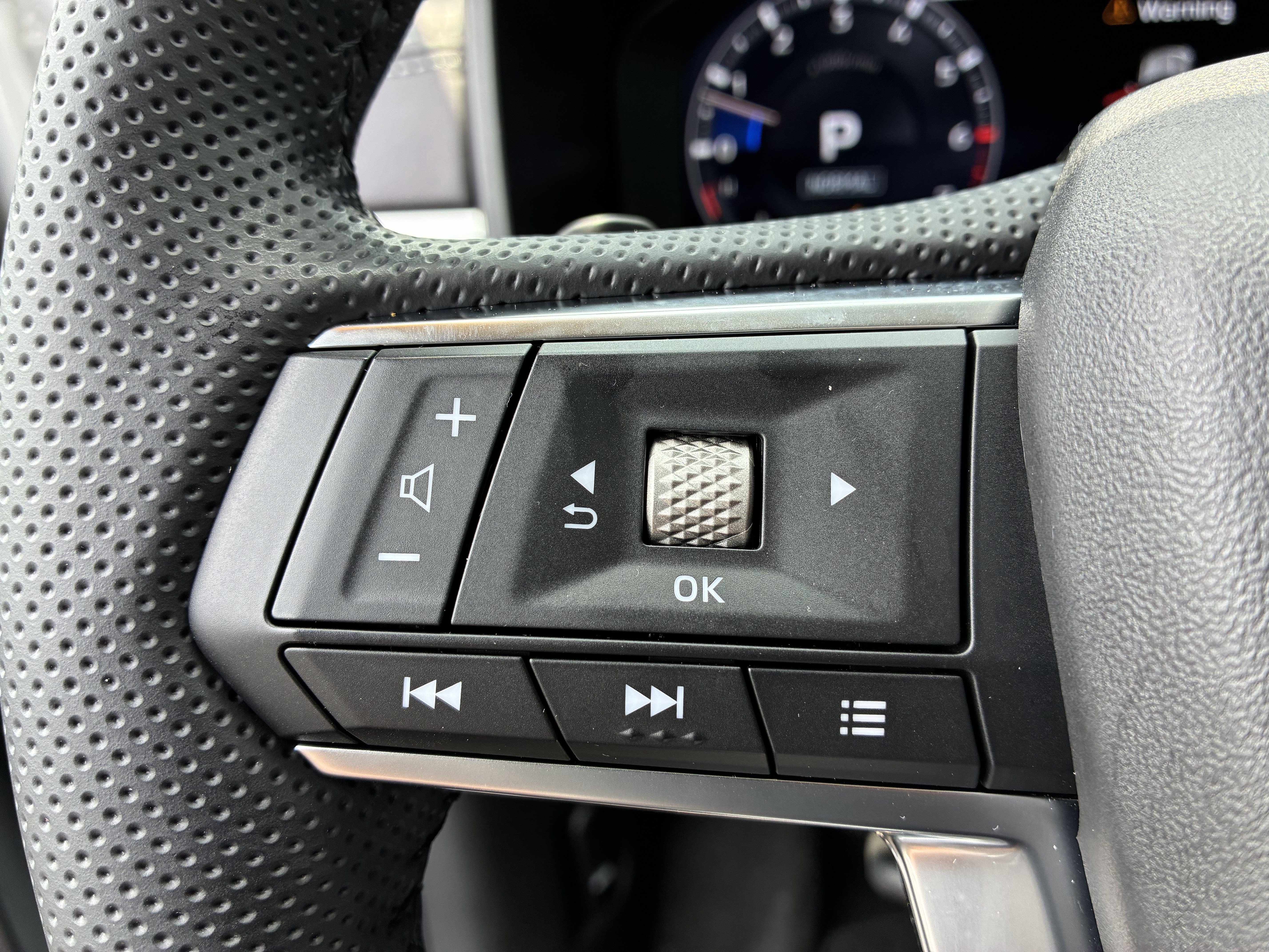 Used 2024 Mitsubishi Outlander SEL FWD image 31