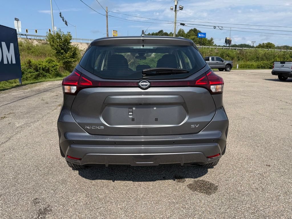 Used 2023 Nissan Kicks SV FWD image 6