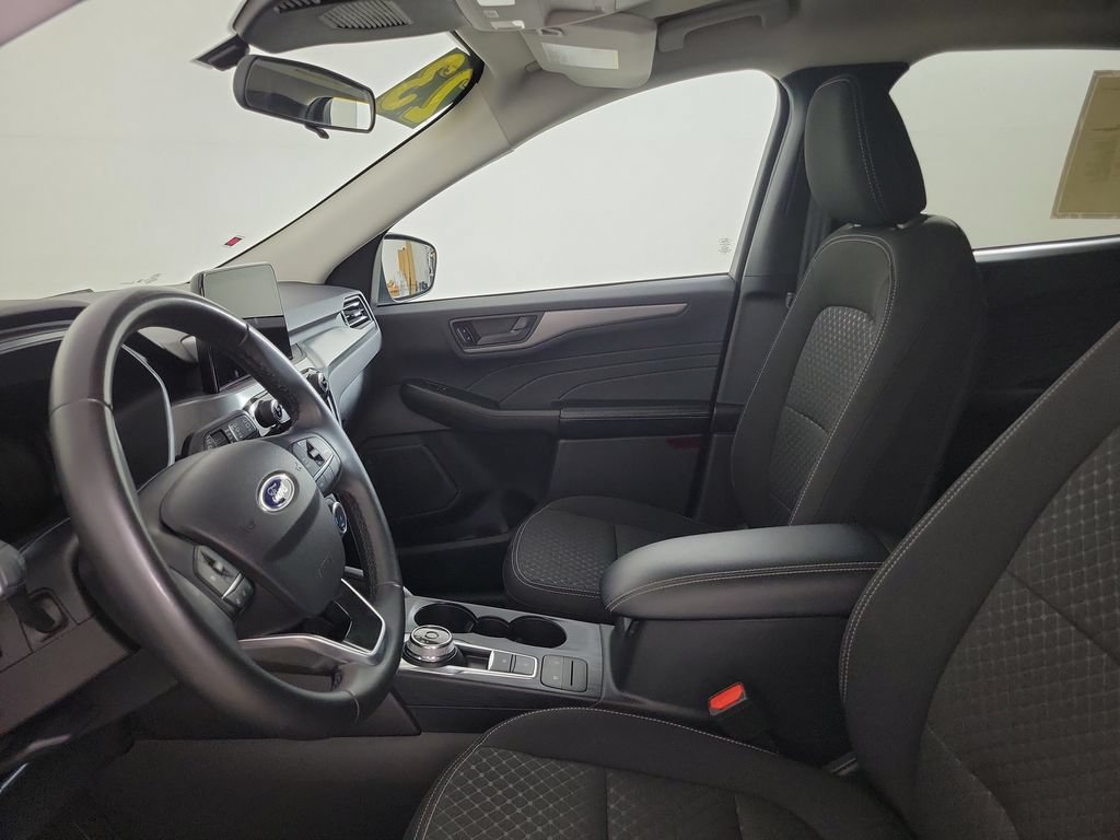 Used 2023 Ford Escape Active FWD image 28