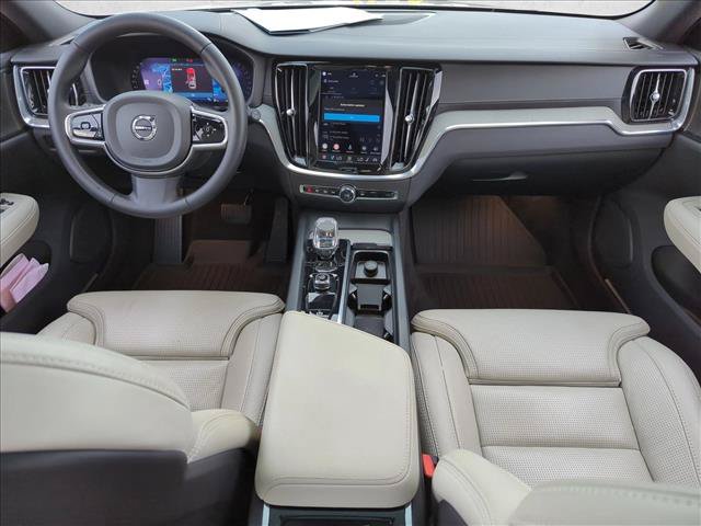 Used 2024 Volvo V60 B5 Cross Country Ultimate w/ Protection Package Premier AWD/4WD image 18