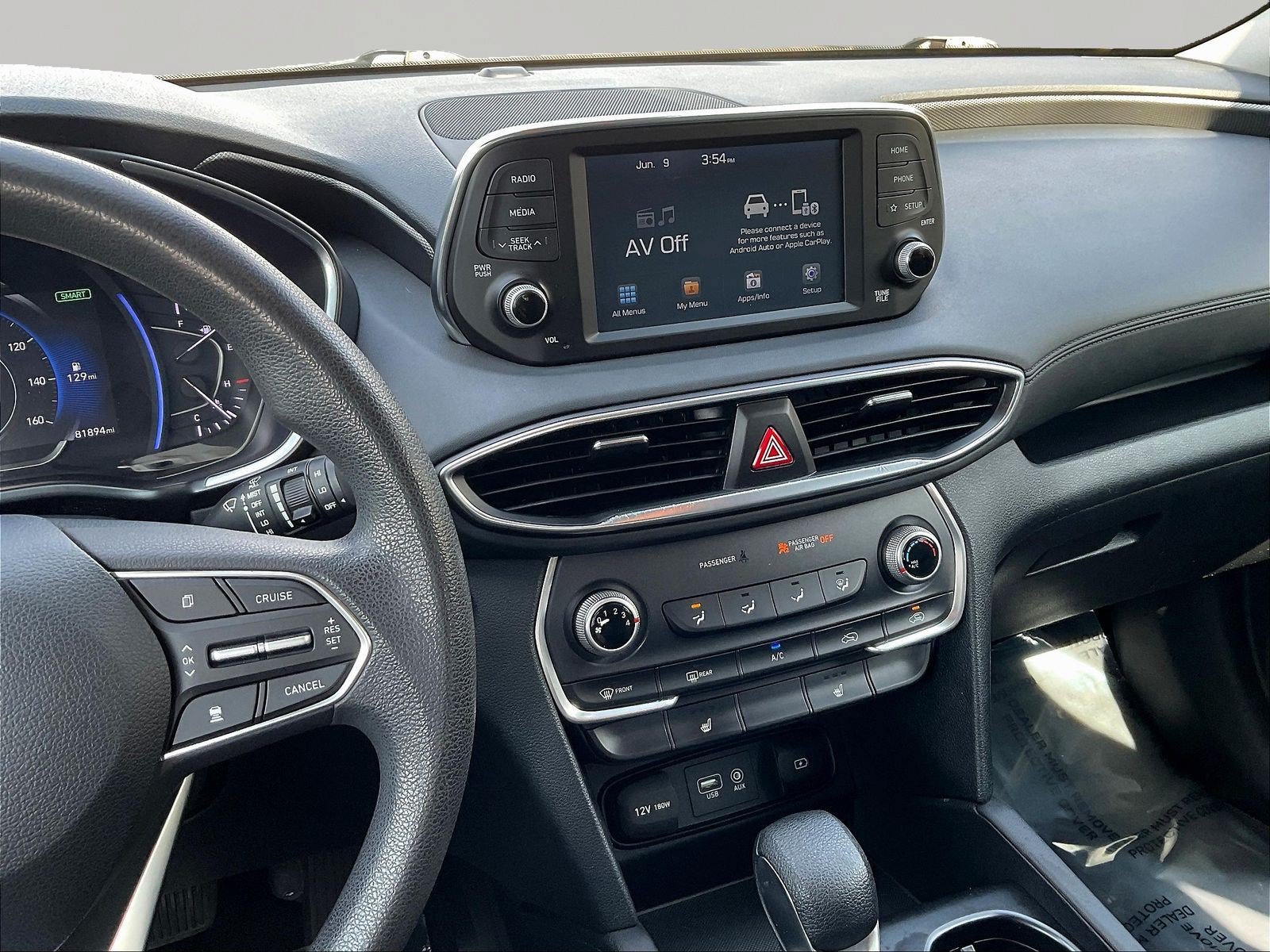 Used 2019 Hyundai Santa Fe SEL FWD image 9
