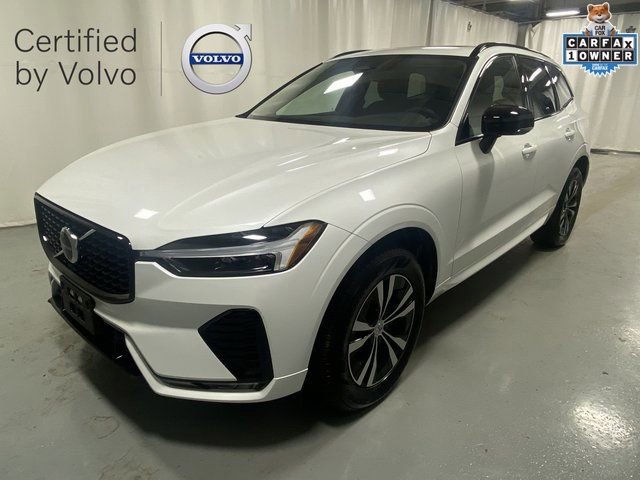 Certified 2025 Volvo XC60 B5 Core image 1