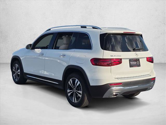 Used 2025 Mercedes-Benz GLB 250 image 8