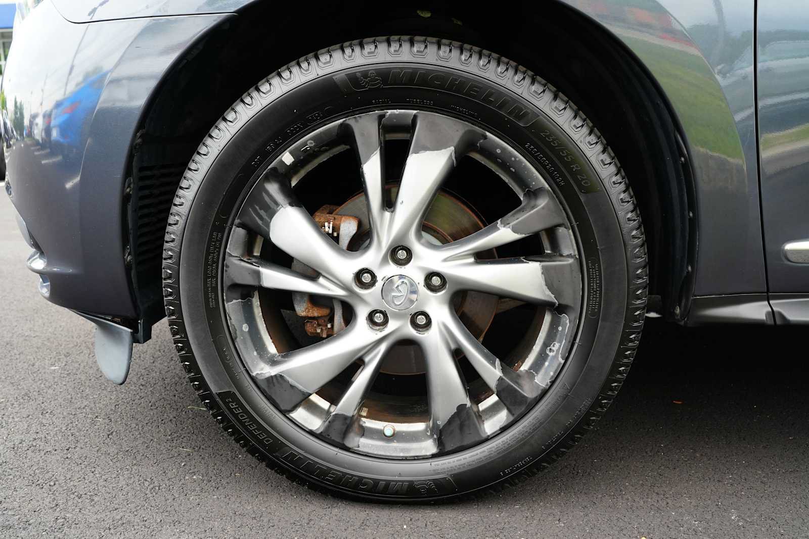 Used 2013 INFINITI JX35 AWD w/ Premium Pkg image 11