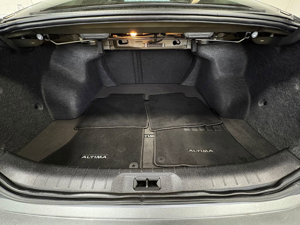 Used 2024 Nissan Altima 2.5 SV image 31