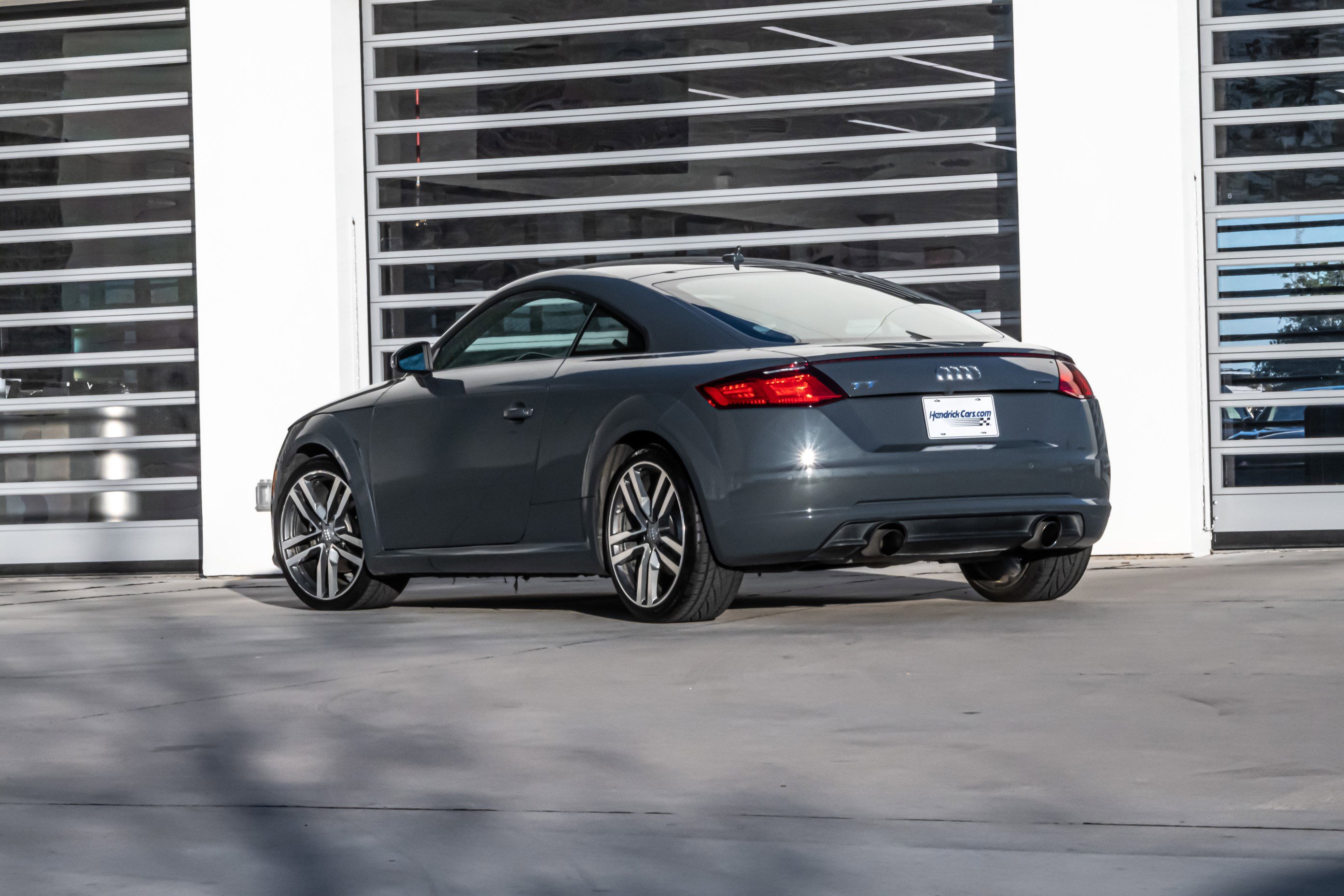 Used 2017 Audi TT 2.0T image 3