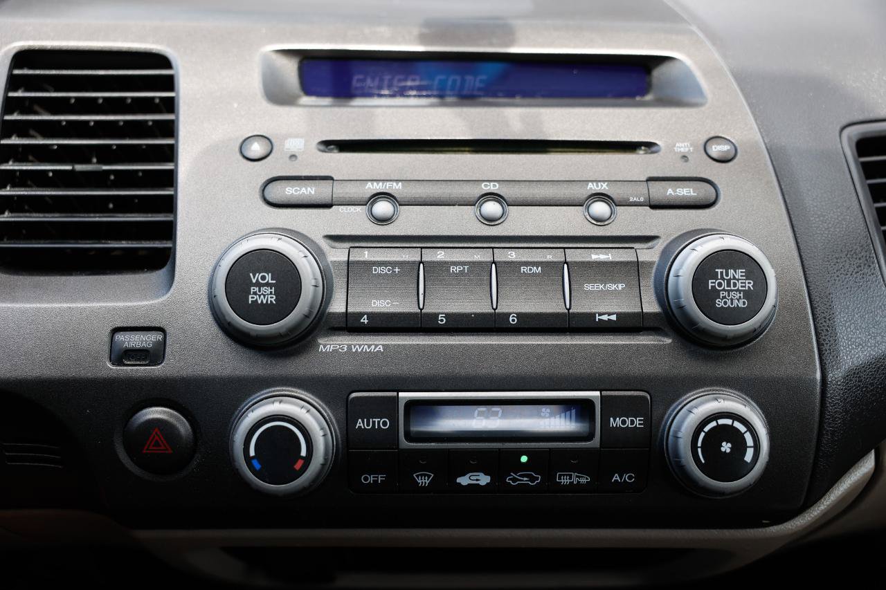 Used 2009 Honda Civic Hybrid Sedan image 31