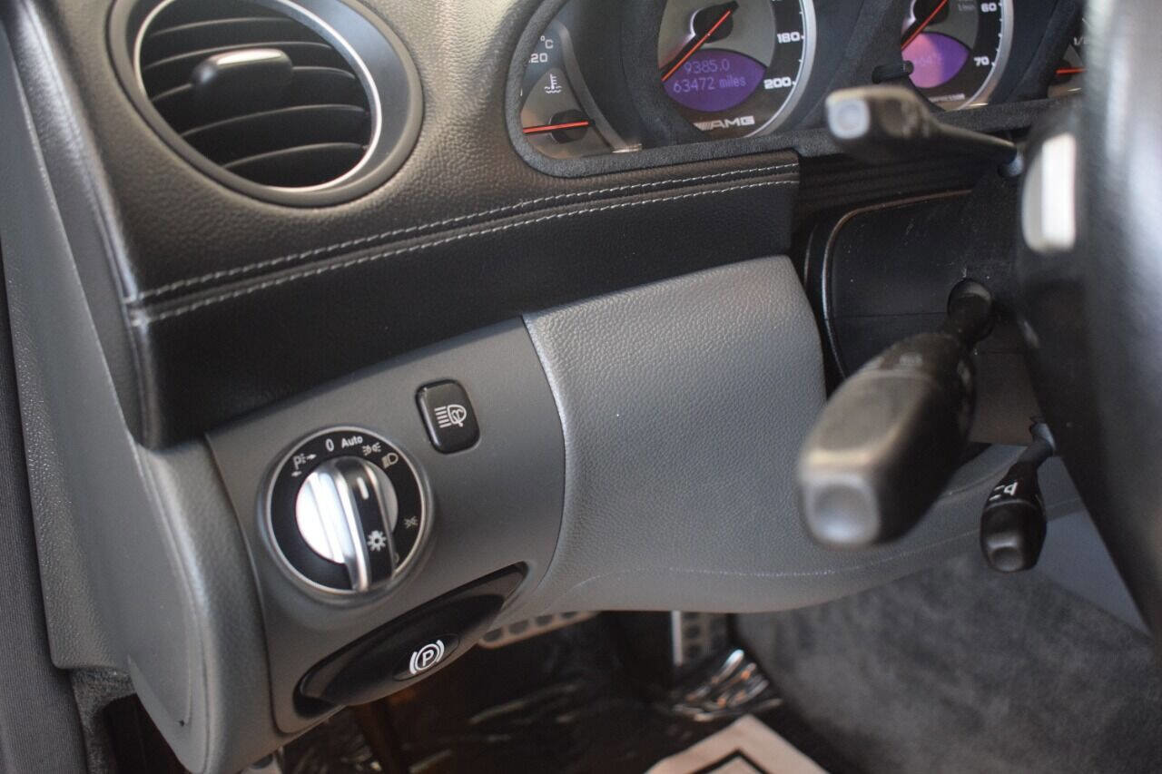 Used 2004 Mercedes-Benz SL 55 AMG image 31