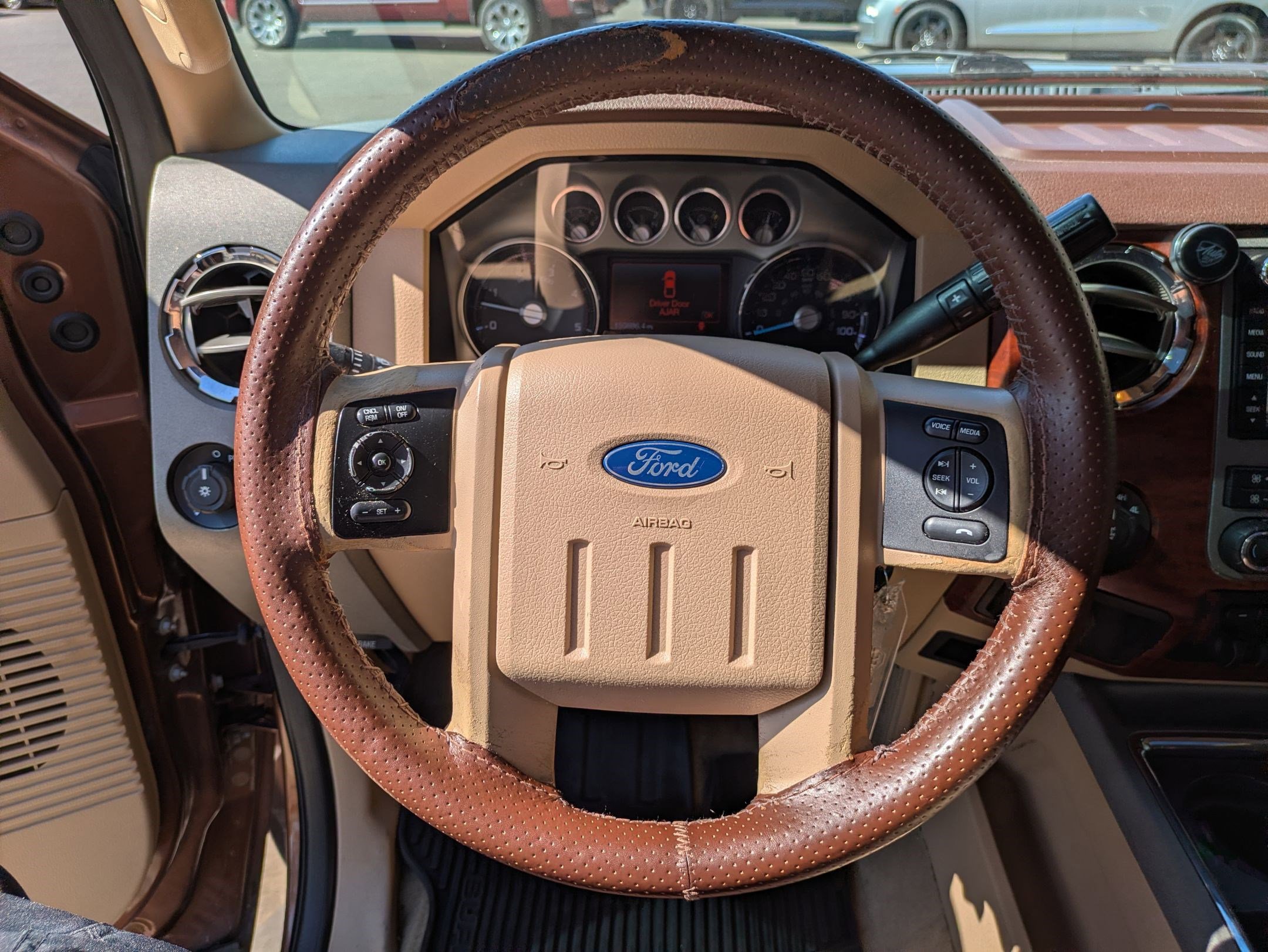 Used 2011 Ford F350 King Ranch w/ FX4 Off Road Pkg AWD/4WD image 16