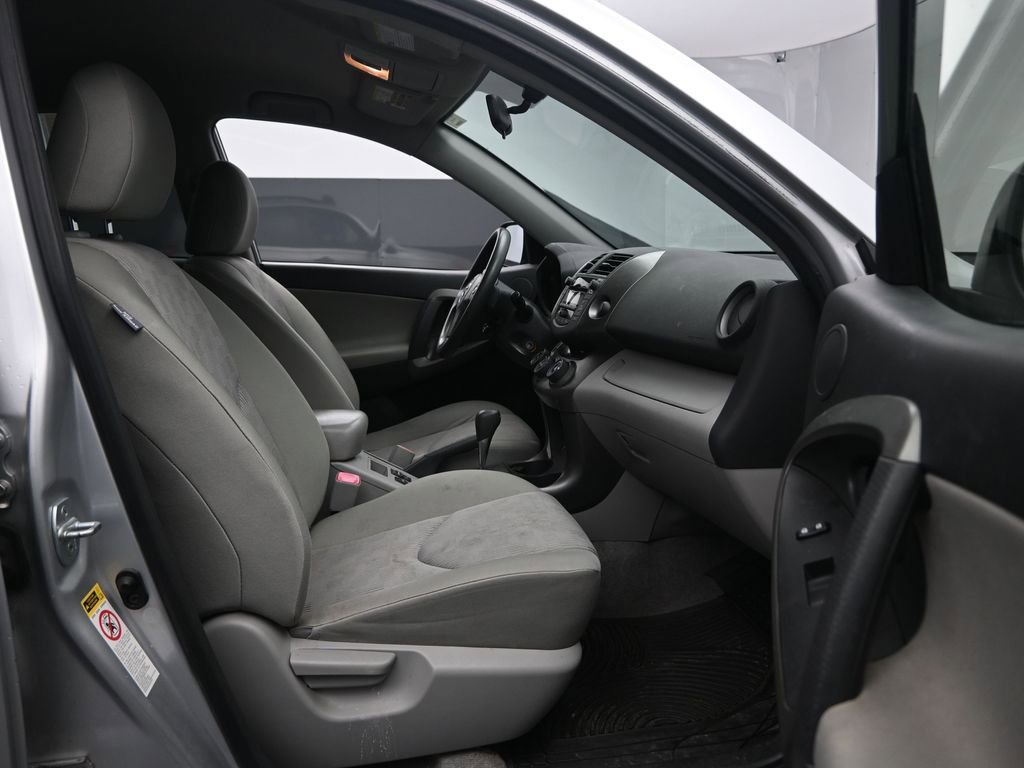 Used 2009 Toyota RAV4 4WD image 25