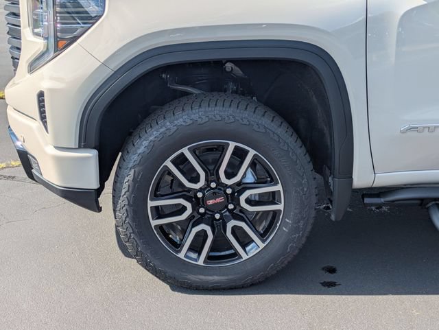 New 2026 GMC Sierra 1500 AT4 w/ Technology Package AWD/4WD image 10