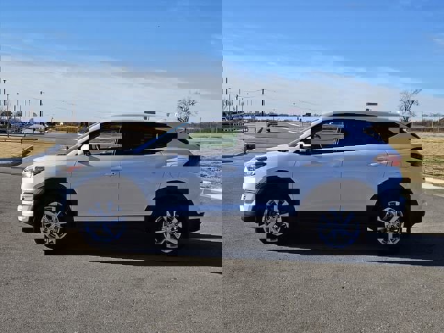 Used 2020 Hyundai Tucson SE image 4