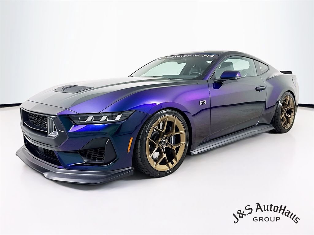 Used 2024 Ford Mustang GT Premium w/ GT Performance Package RWD image 3