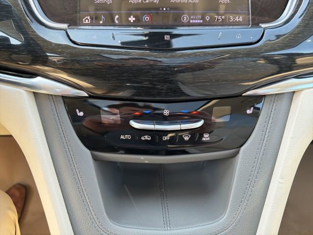 Used 2021 Cadillac XT6 Premium Luxury AWD/4WD image 23