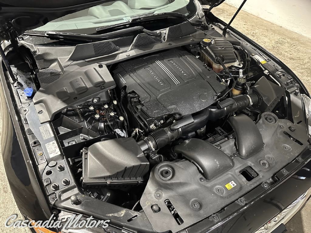 Used 2014 Jaguar XJ L Portfolio image 33
