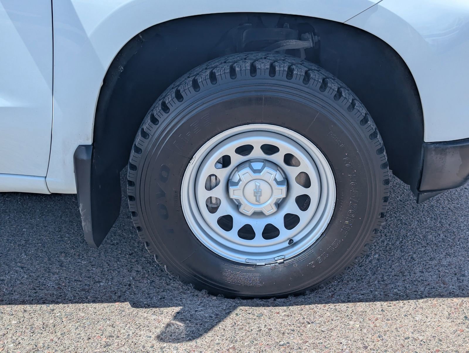 Used 2023 Chevrolet Silverado 1500 W/T w/ WT Value Package image 9