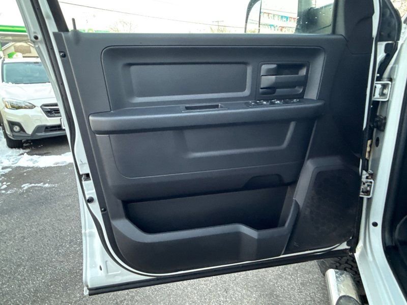 Used 2014 RAM 2500 Tradesman image 9