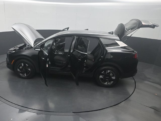 Used 2026 Kia Sportage LX FWD image 45
