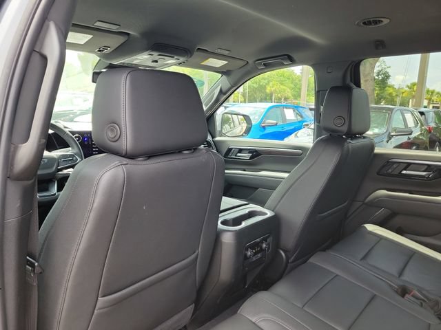 Certified 2025 Chevrolet Suburban Z71 AWD/4WD image 15