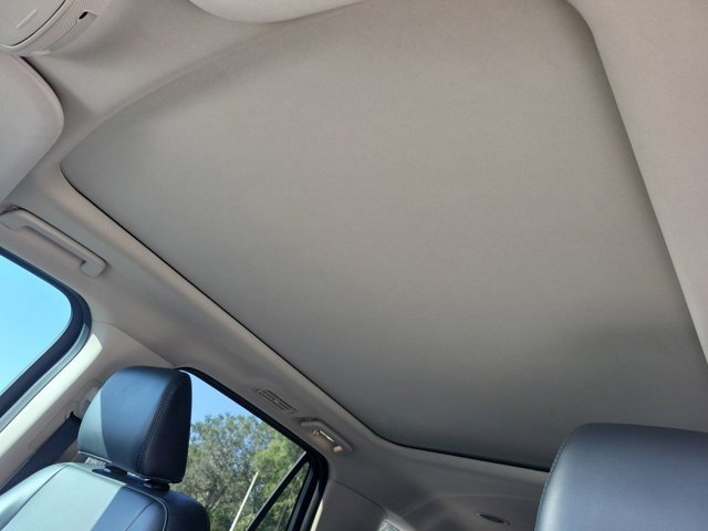 Used 2023 Ford Expedition XLT image 26