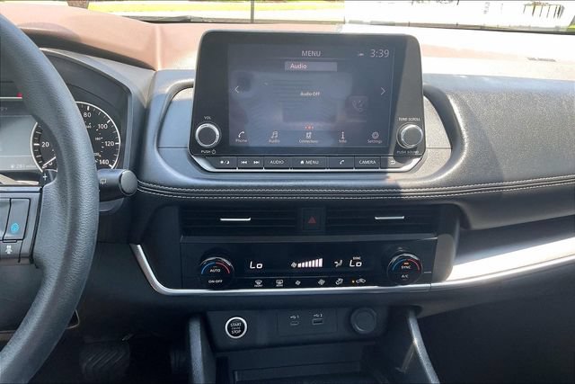Used 2023 Nissan Rogue SV FWD image 30
