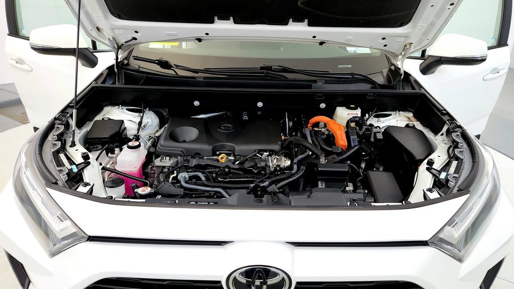 Certified 2025 Toyota RAV4 XLE w/ Weather Package AWD/4WD image 15