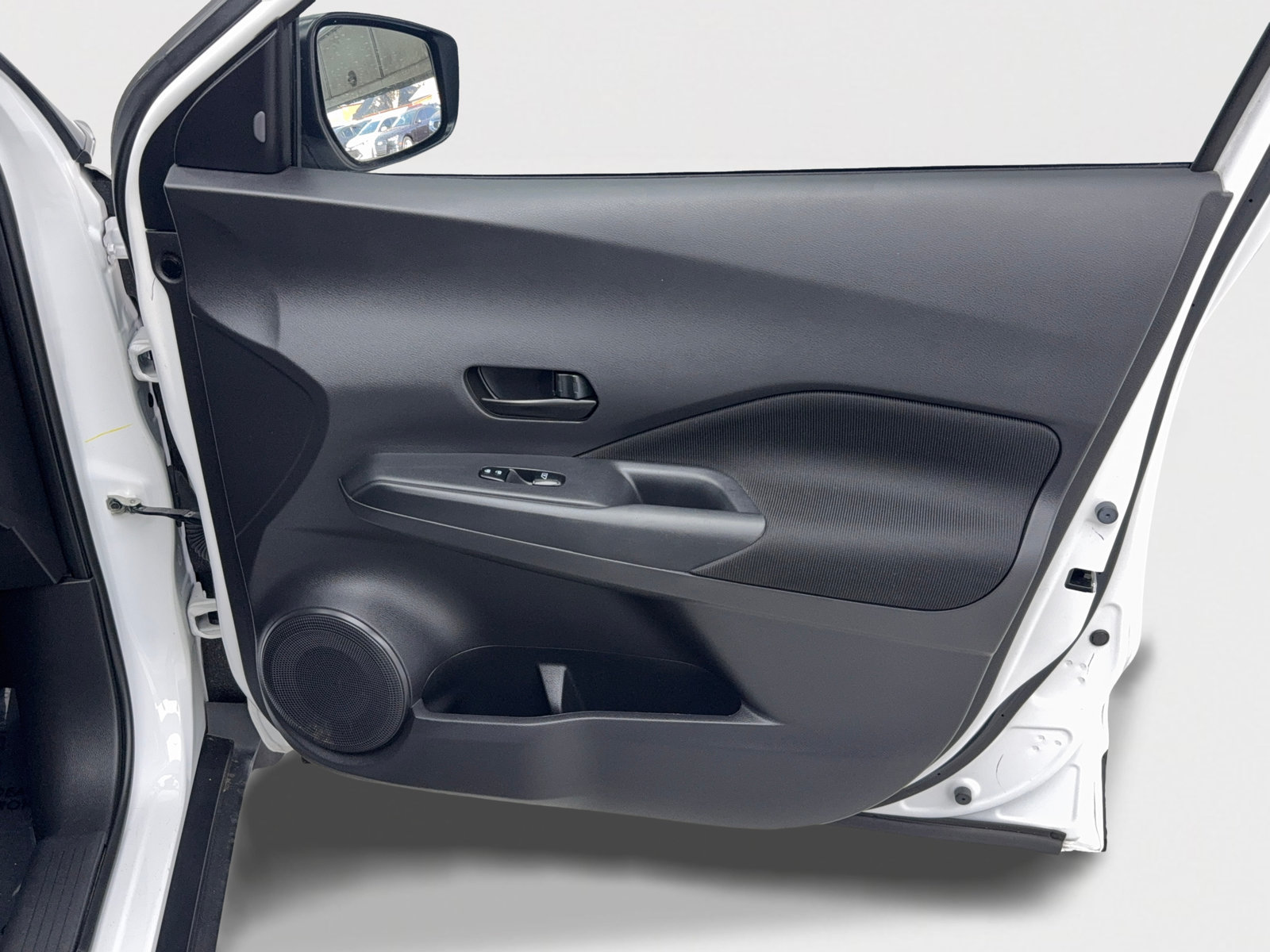 Used 2023 Nissan Kicks S FWD image 46
