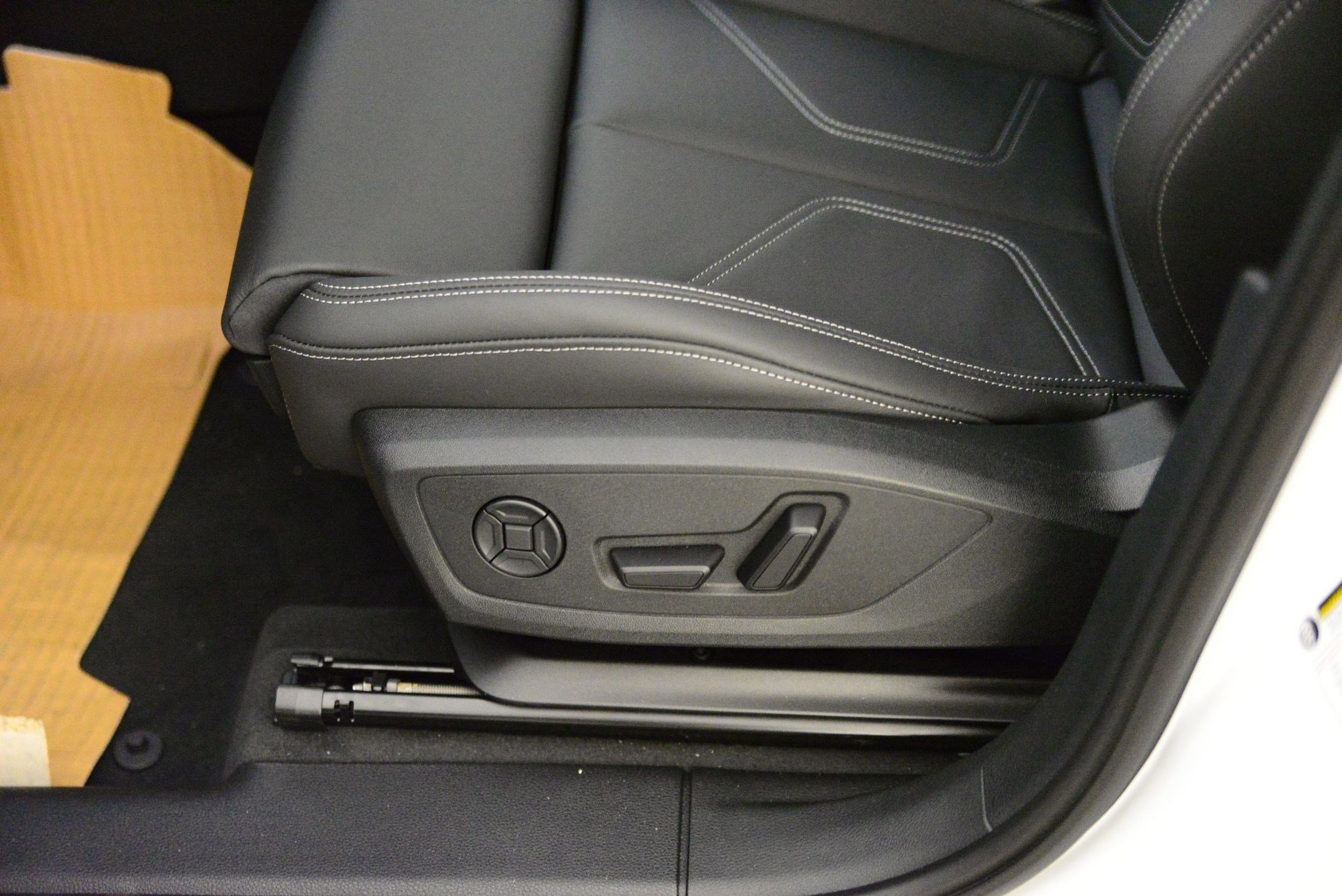 New 2025 Audi Q3 2.0T Premium image 25