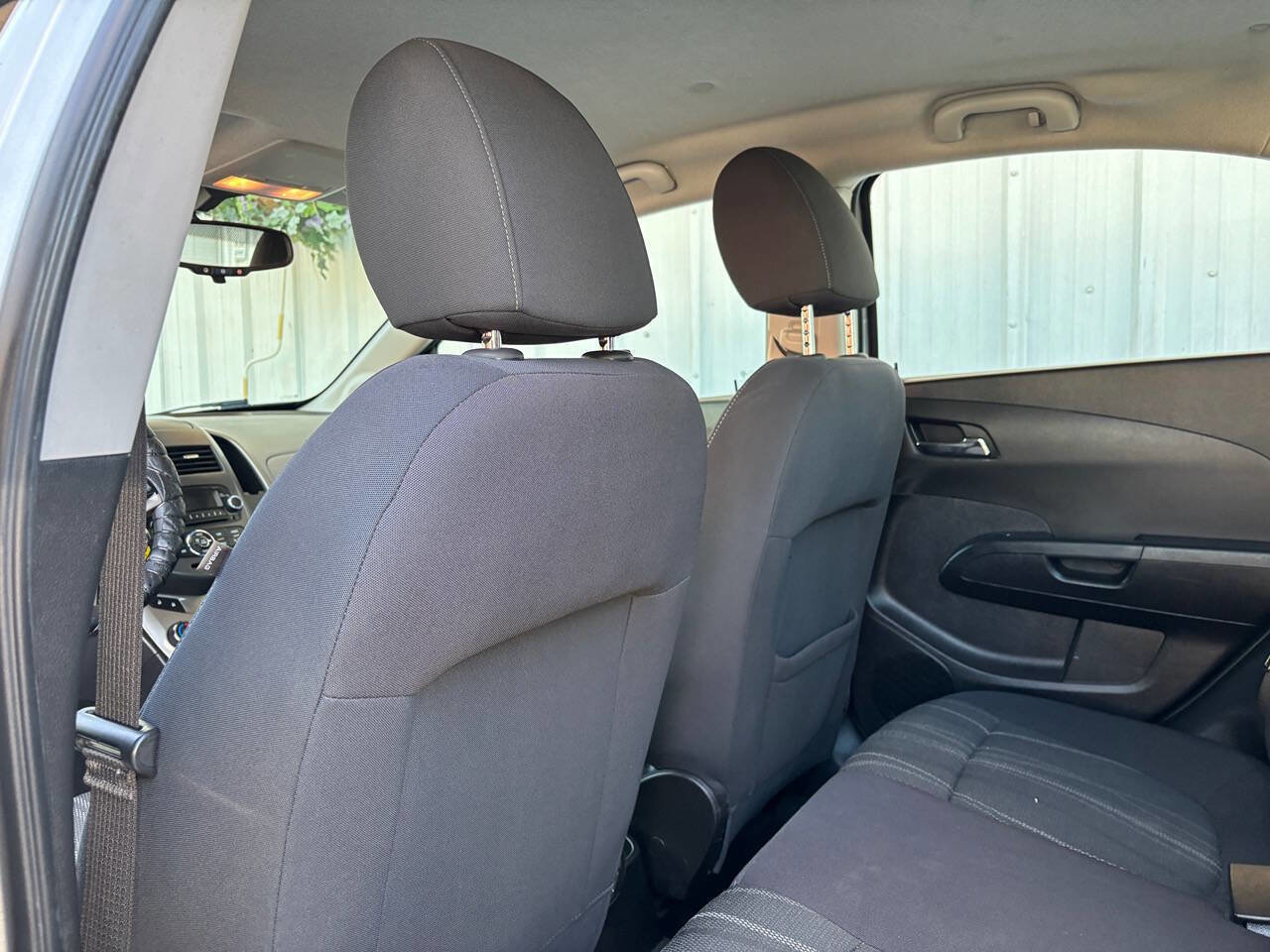 Used 2015 Chevrolet Sonic LT image 17