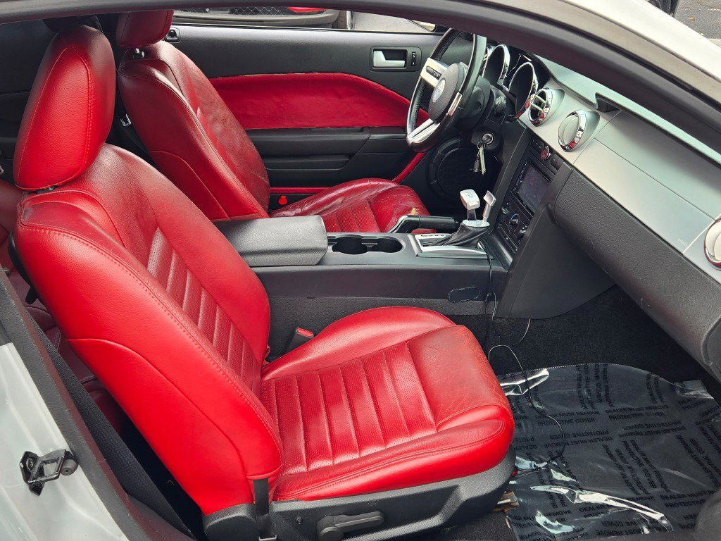 Used 2006 Ford Mustang GT Premium image 6