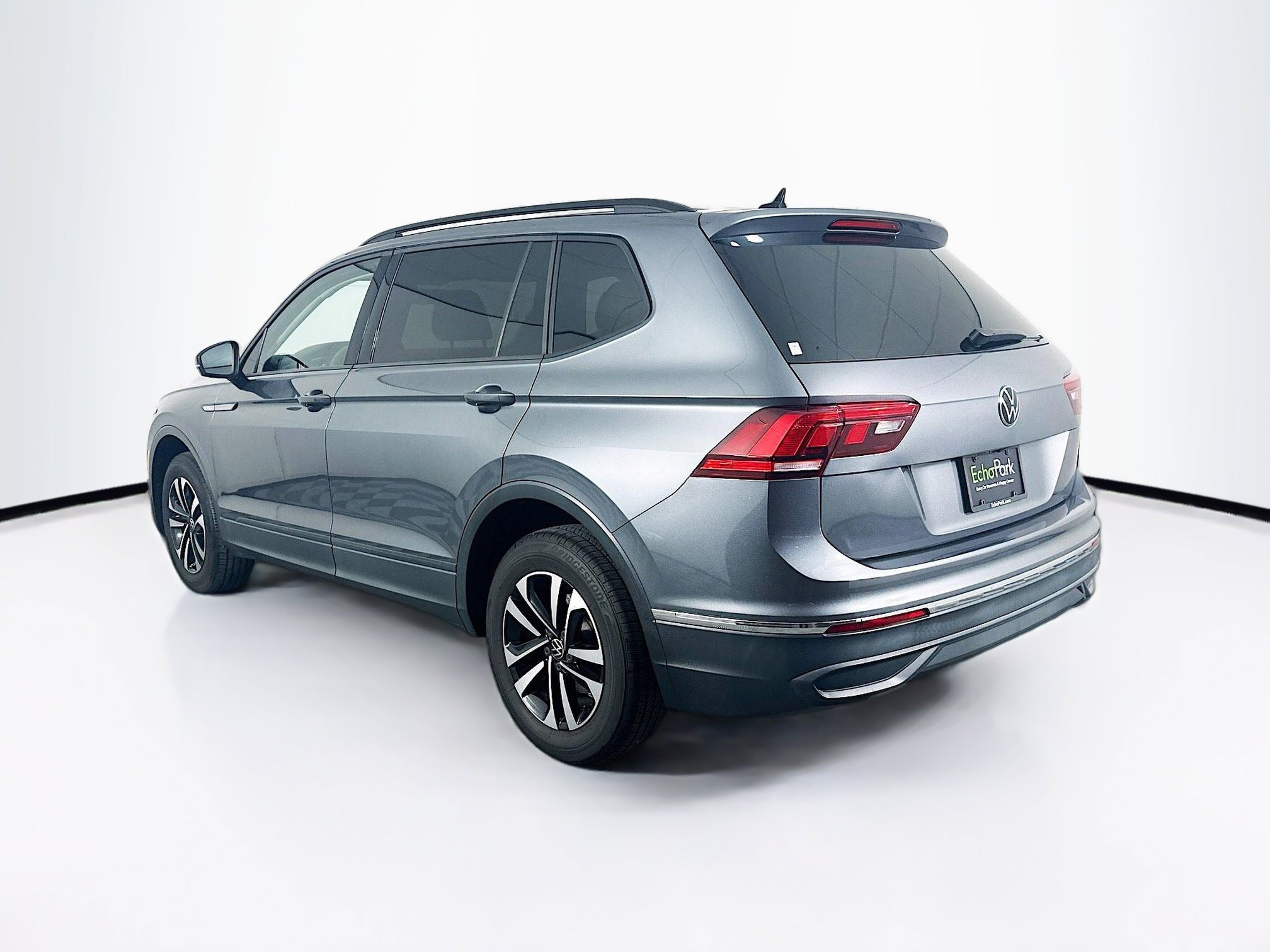 Used 2022 Volkswagen Tiguan S image 5