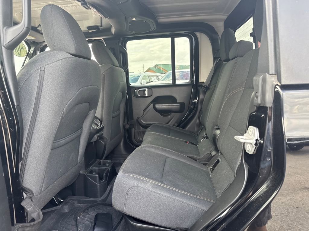 Used 2024 Jeep Gladiator Sport image 12