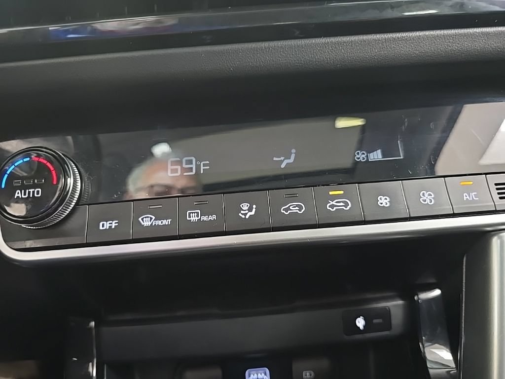 Used 2021 Kia Seltos SX w/ SX Sunroof Package AWD/4WD image 25