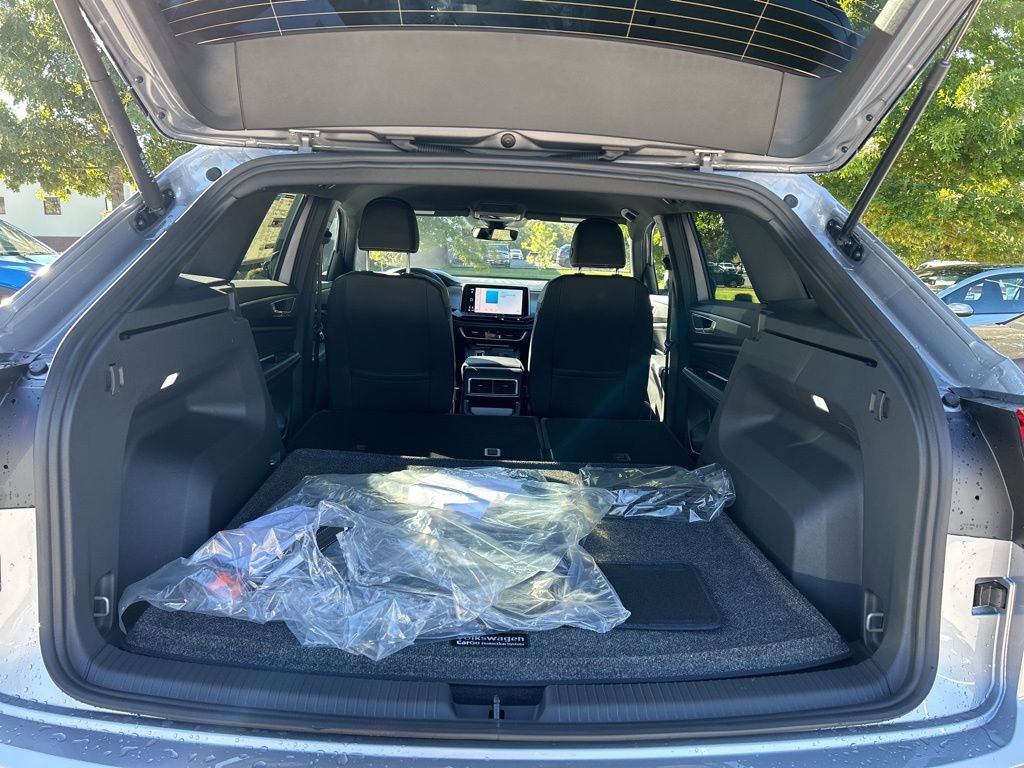 New 2026 Volkswagen Atlas Cross Sport SE image 32