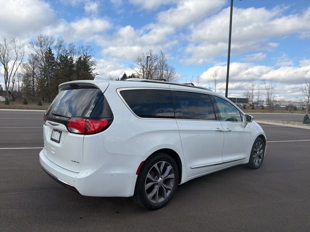 Used 2020 Chrysler Pacifica Limited w/ Tire & Wheel Group image 6