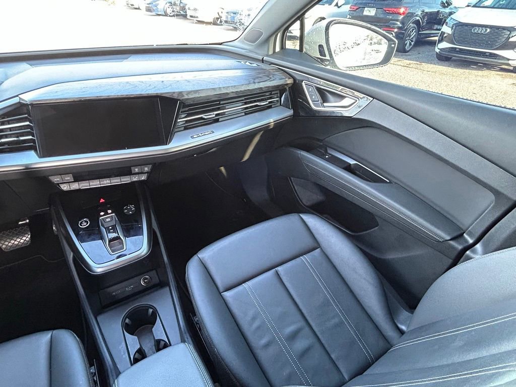 Used 2024 Audi Q4 e-tron Premium w/ Convenience Package image 12