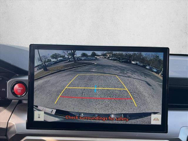 Used 2025 Toyota Tacoma TRD Off-Road image 14