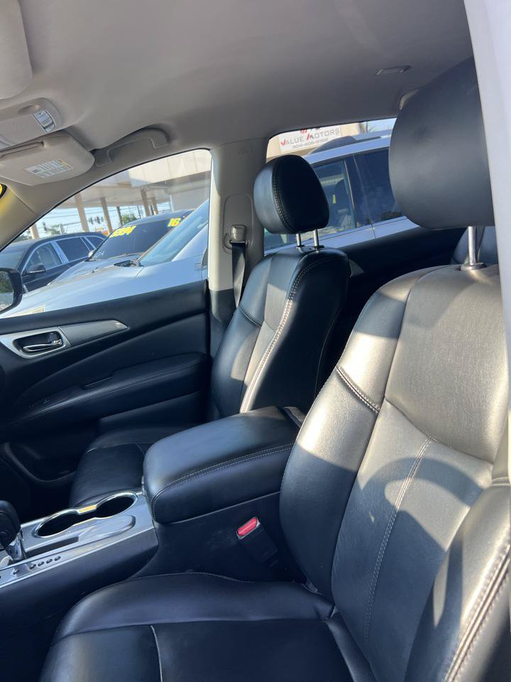 Used 2017 Nissan Pathfinder SL FWD image 13