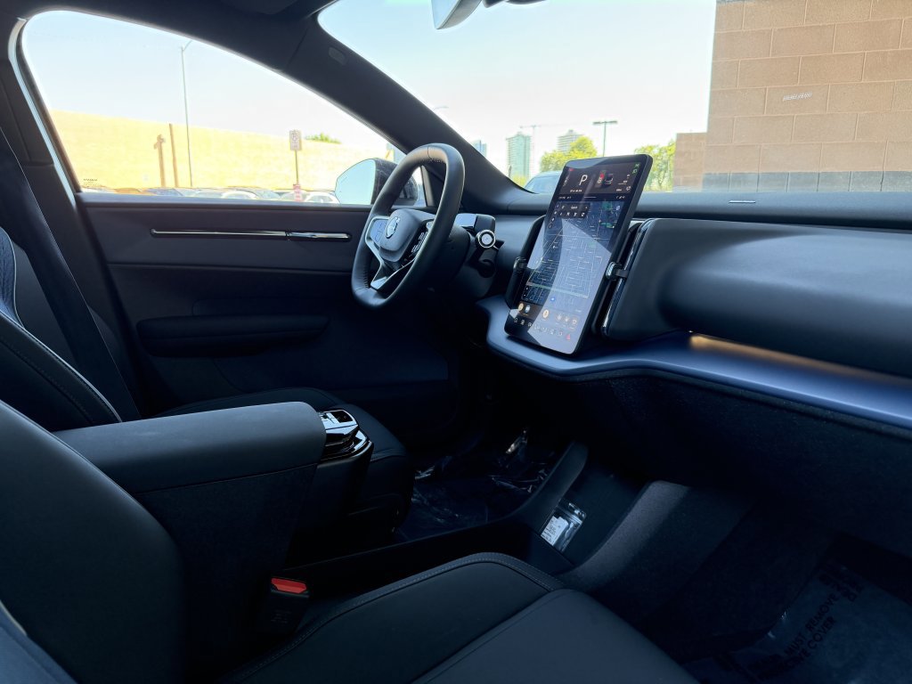 Used 2025 Volvo EX30 Ultra image 34