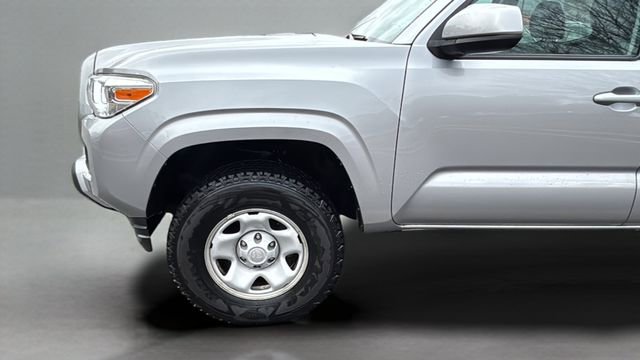 Used 2019 Toyota Tacoma SR image 28
